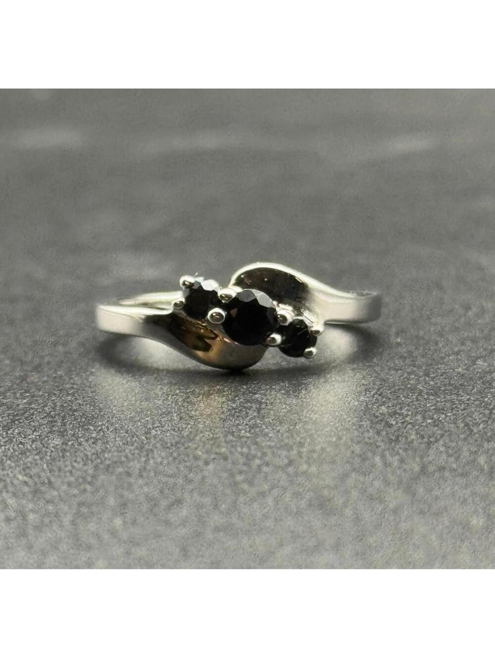 Sapphire and Sterling Silver Ring - Size 8